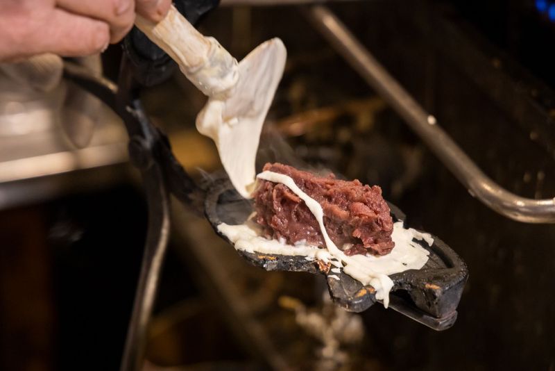 nhân Anko được cho đầy vào khuôn